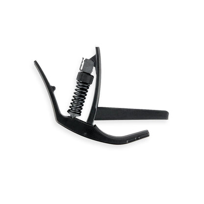 Capodastro para guitarra marca Daddario, color negro